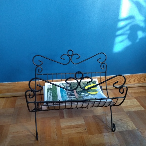 Magazine/book Rack Foldable - Picture 1 of 4